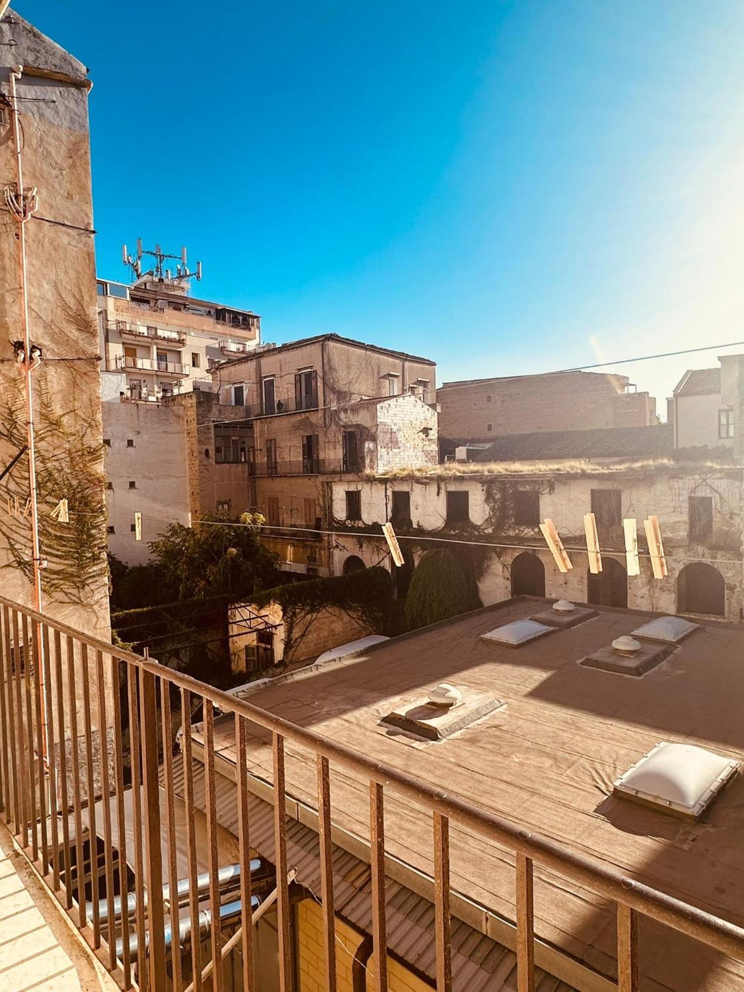 Casa Nonno Enrico In Via Oreto Palermo Luaran gambar